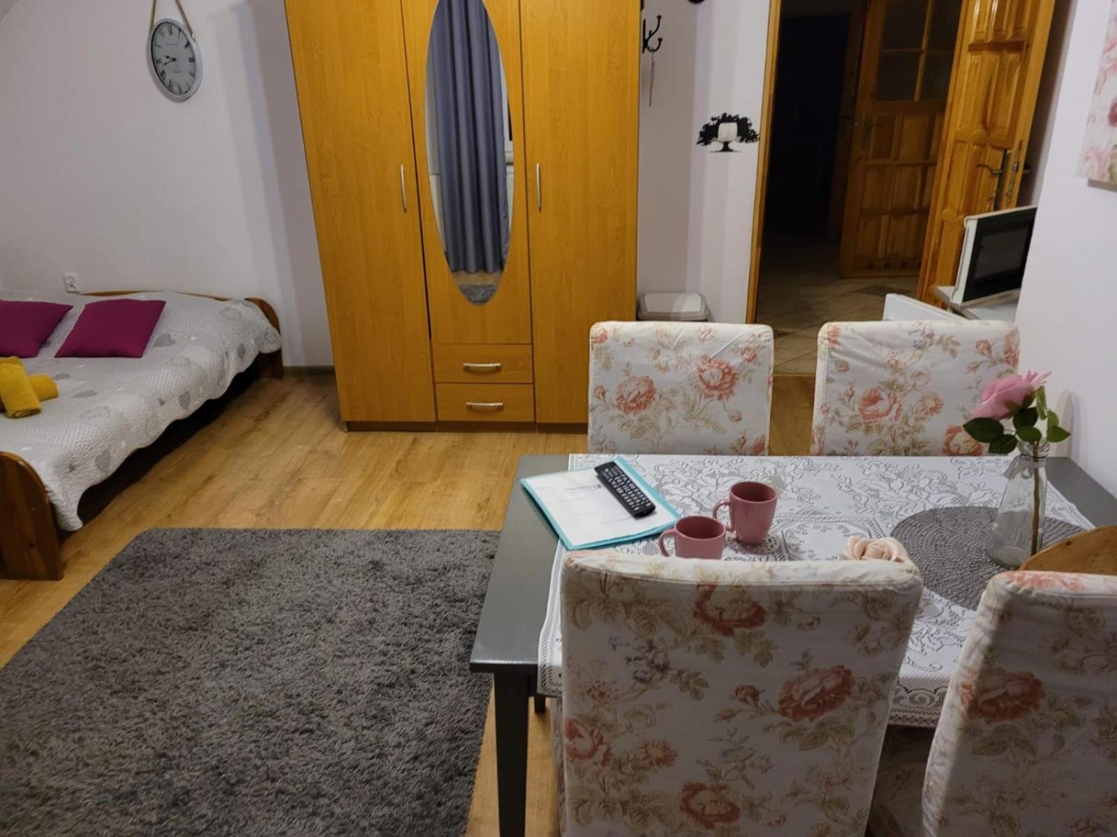 Apartamenty Grosik Krynica-Zdrój Rum bild